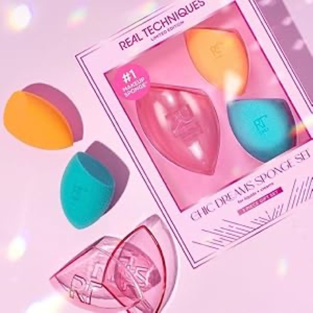 NWT Real Techniques Chic Dreams Limited Edition 3 Pc Makeup Sponge Set